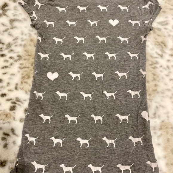 Vintage VS Pink all over rhinestone bling Dog tee - Picture 2 of 4